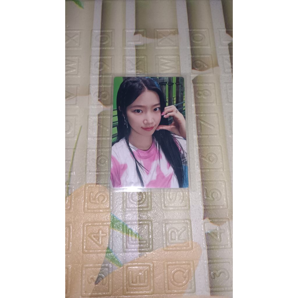 KAZUHA PHOTOCARD อย่างเป็นทางการ