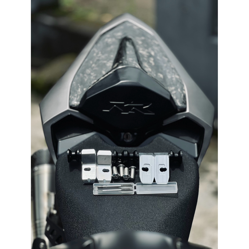 Cbr250rr เดือยแพดด็อค ซีเอ็นซี (UNDER ARM ไม่เปลี่ยนตั้งโซ่ ใช้สําหรับรื้อล้อหลังได้)