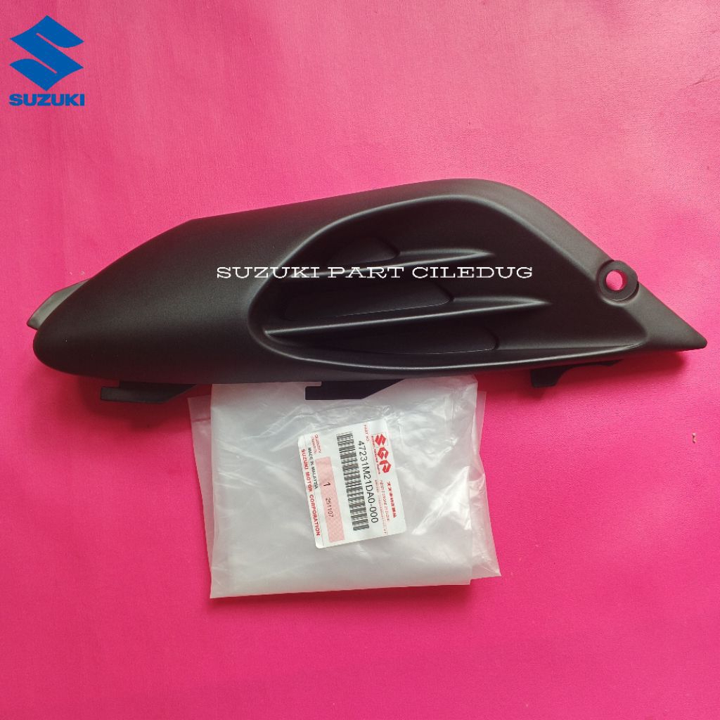 LEFT BODY FIN COVER SUZUKI SATRIA 2-STROK HIU LSCM ORIGINAL SGP 47231M21DAO-000