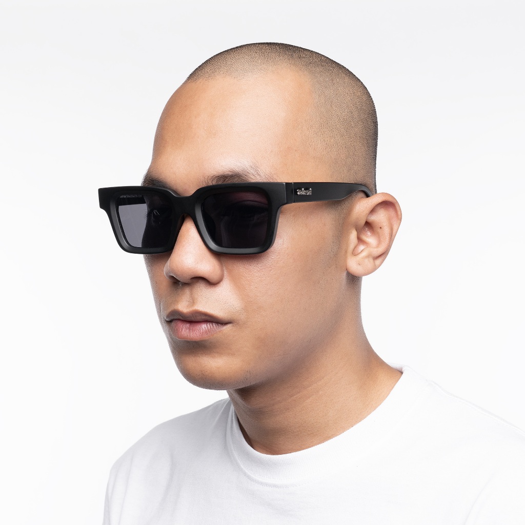 MATRNAL EYEWEAR - LINEK