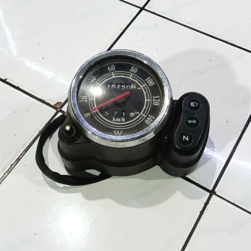 Kawasaki W175 Speedometer Original Kawasaki W175 Speedometer ถอด