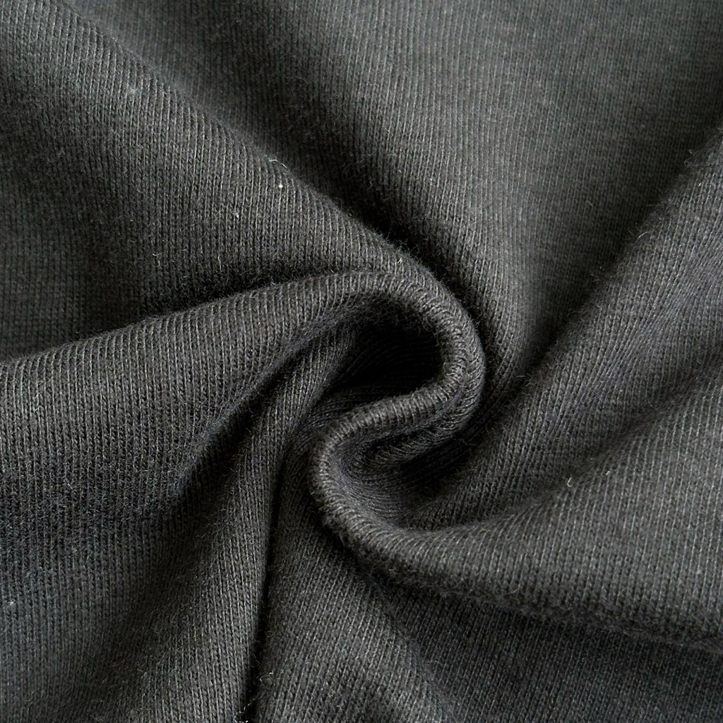 เสื้อยืด AMG Petronas