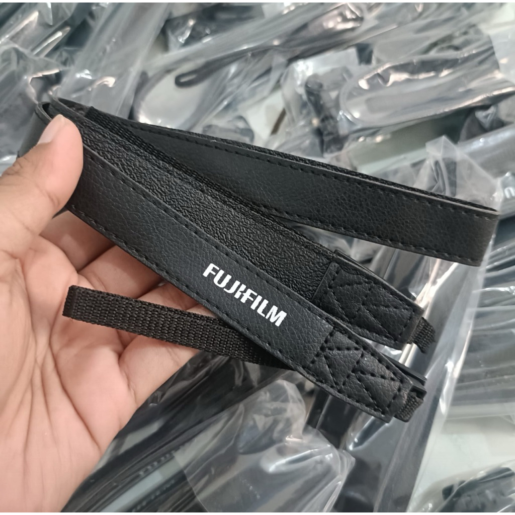สายคล้องกล้อง Fuji Original รับประกันใหม่ 100%