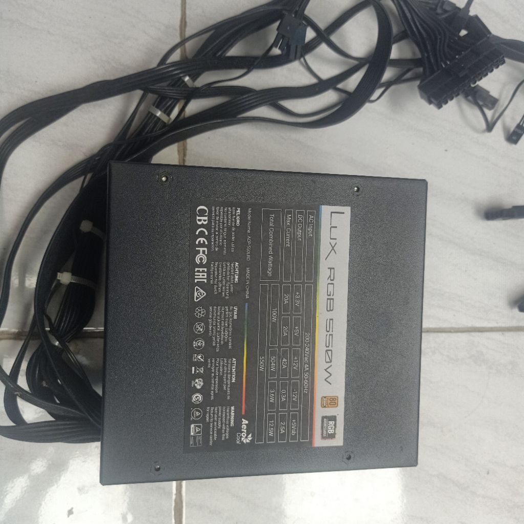 PSU Aerocool LUX RGB 550W +80 สีบรอนซ์