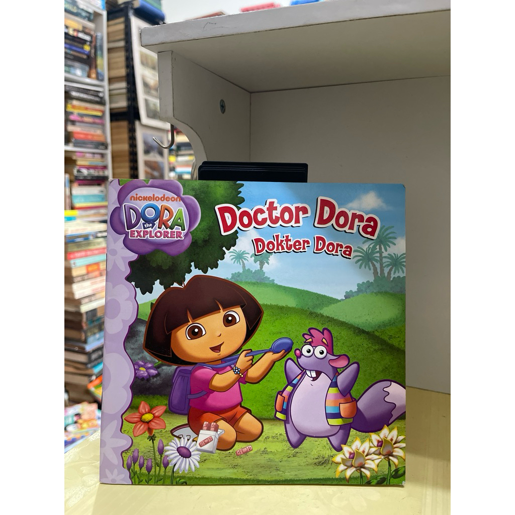 หนังสือ Dora the explorer doctor Dora