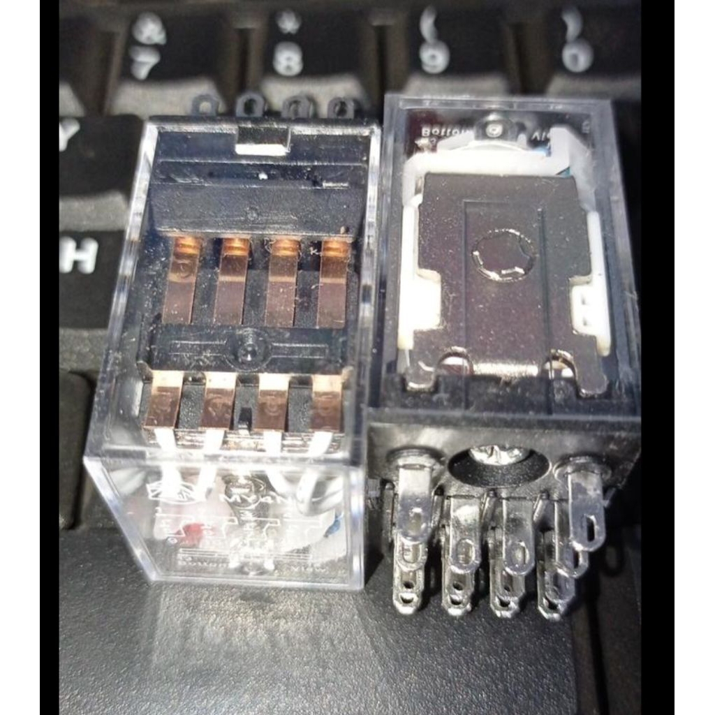 Riley AC 220 โวลต์ 14 Pin MY4N ZN ขายต่อ/ 10 ชิ้น - รีเลย์ My4n 220 โวลต์ 14 ฟุต ZN ขายต่อ/10 ชิ้น