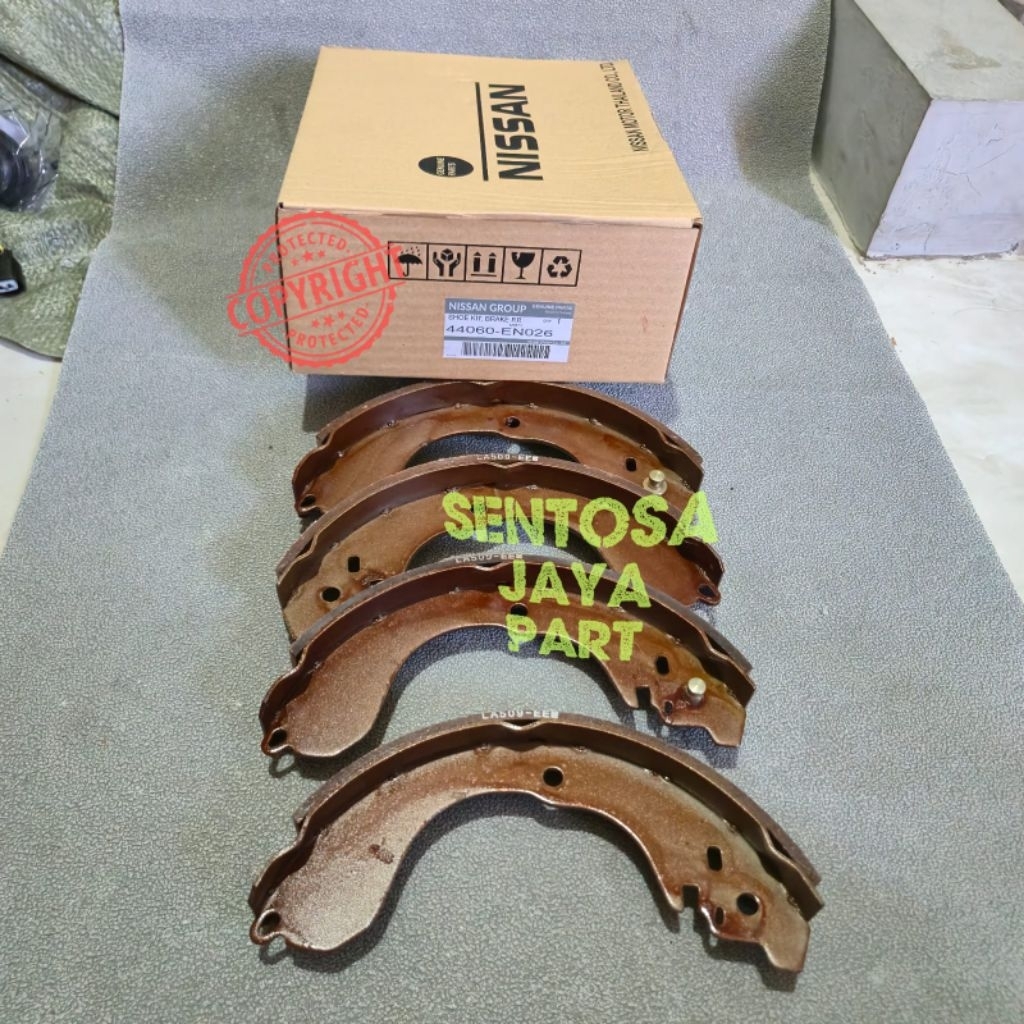 BRAKE SHOE LIVINA L11 X GEAR - REAR RRM CAMPAS LIVINA L11 44060-EN026