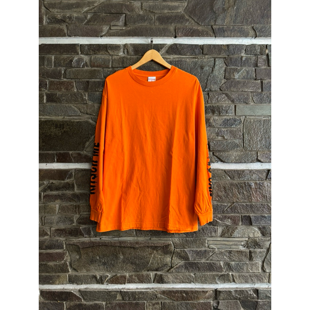 Kitschs • "Kitsch Me If You Can" Text Sleeve Tee / Kaos / Tshirt Streetwear แขนยาว 100% Cotton Size 