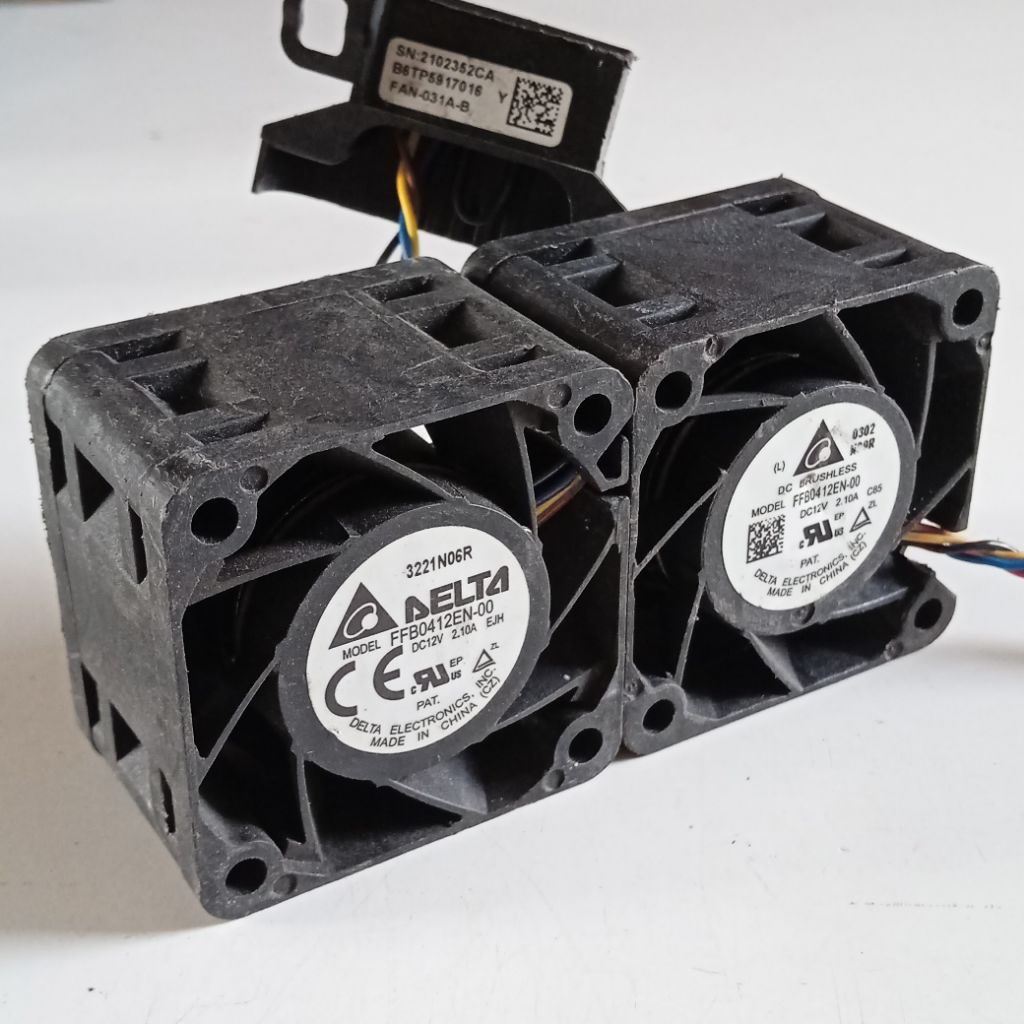 DELTA HIGH SPEED FAN 12VDC 2.10A 4X4 CM 2.8CM THICKNESS USED FAN