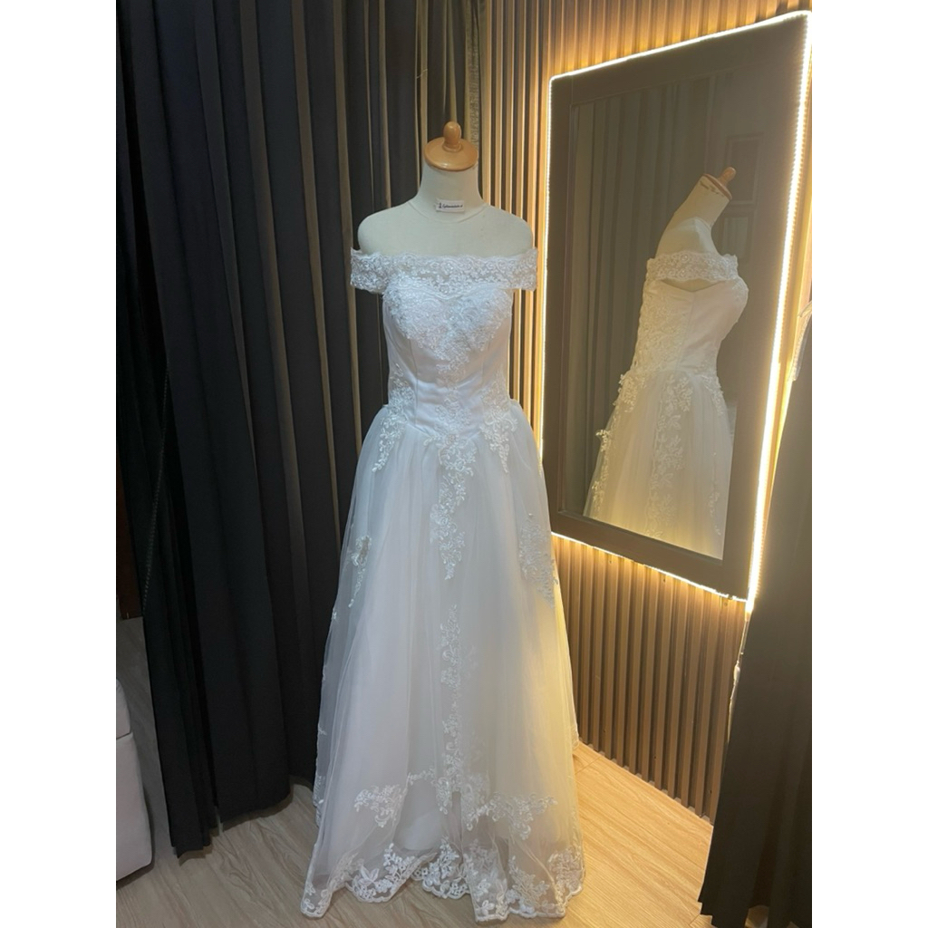 WEDDING GOWN PRELOVED / PARTY DRESS / BRIDEMAIDS GOWN / WEDDING DRESS / WEDDING KEBAYA / GRADUATION 