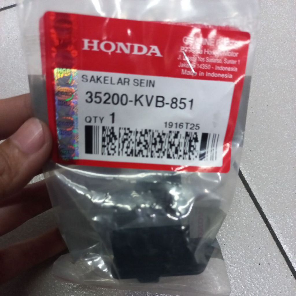 35200KVB851 – หน่วยสวิตช์ WINKER, สวิตช์ SEN, สวิตช์ RTING BEAT CARBON ORIGINAL AMH