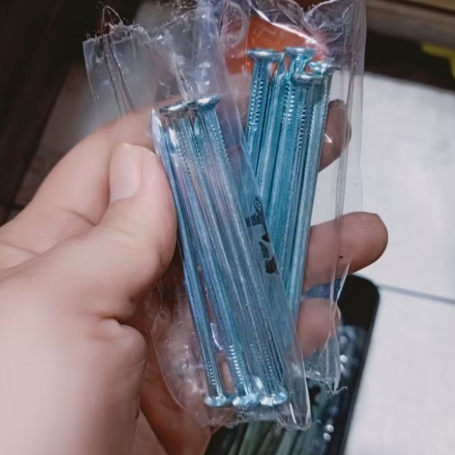 1.5"INCH/2"INCH/3" INCH CONCRETE NAILS/PRICE PER PACK