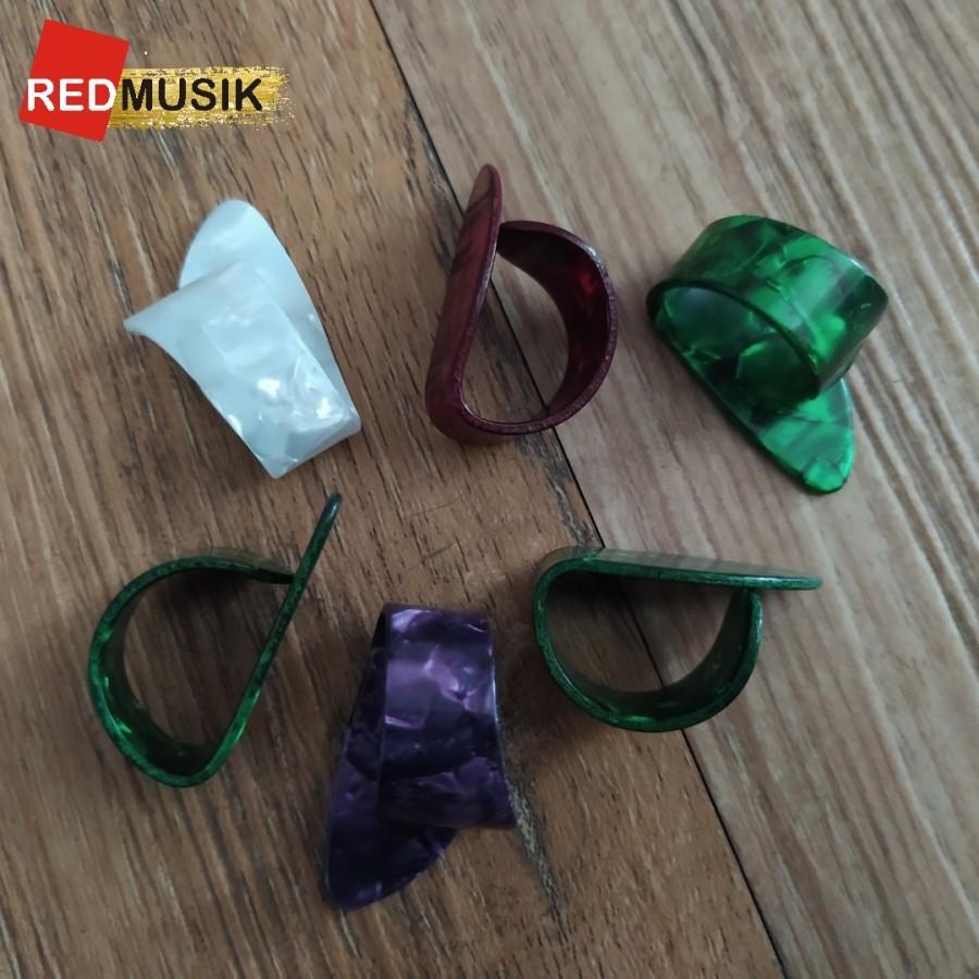 Thumb Guitar Pick Guitar Pick Guitar Pick