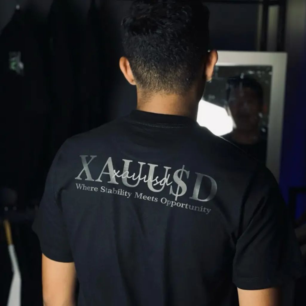 XAUUSD TRENDING UNISEX COMBED 24S เสื้อยืดพรีเมี่ยม