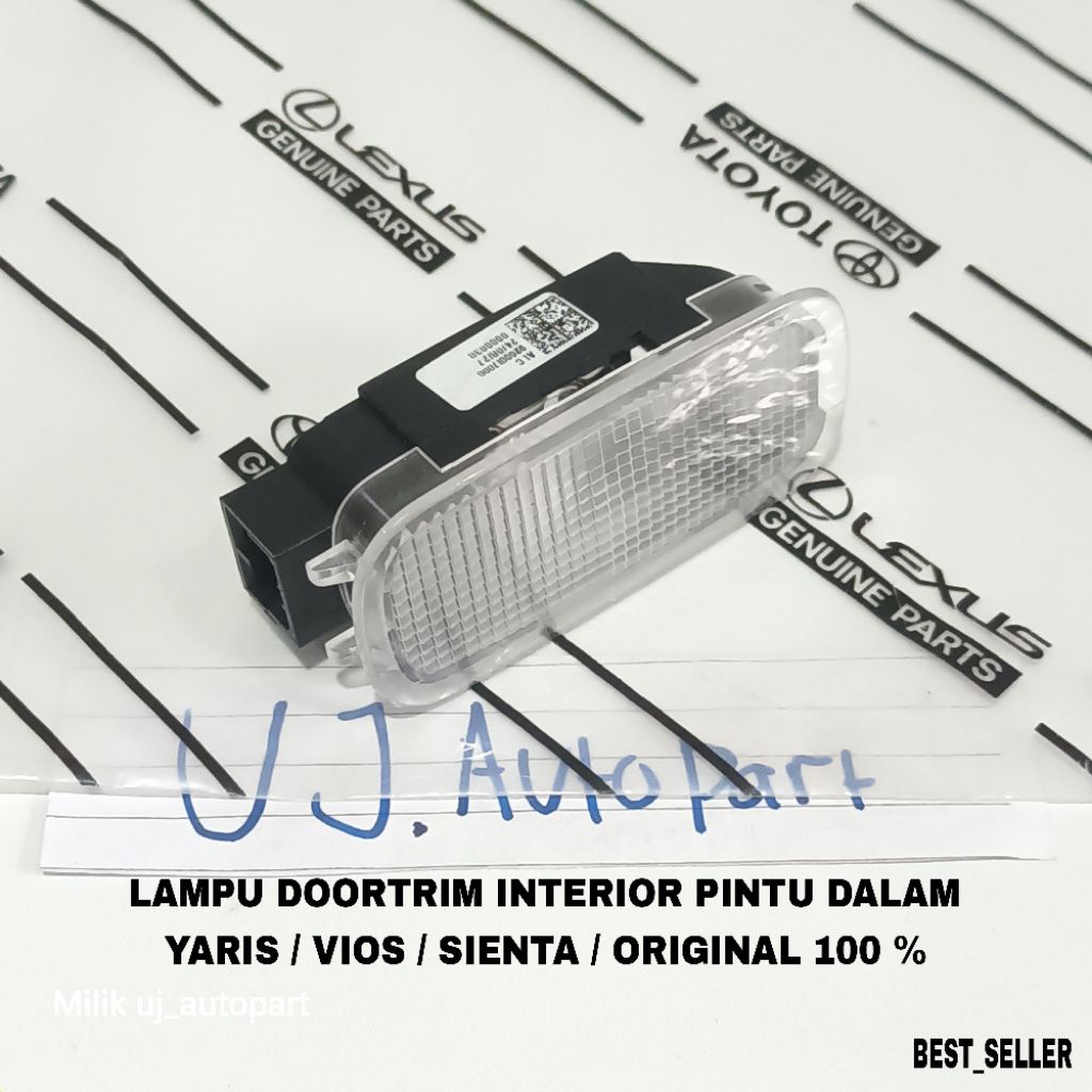 ไฟท้ายประตูภายใน Yaris Vios Sienta ดั้งเดิม