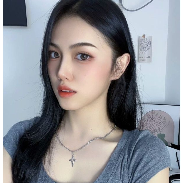 สร้อยคอรูปดาวไทเทเนียมสําหรับผู้ชายและผู้หญิง Y2K Star Pendant / สร้อยคอ Y2K ยาว