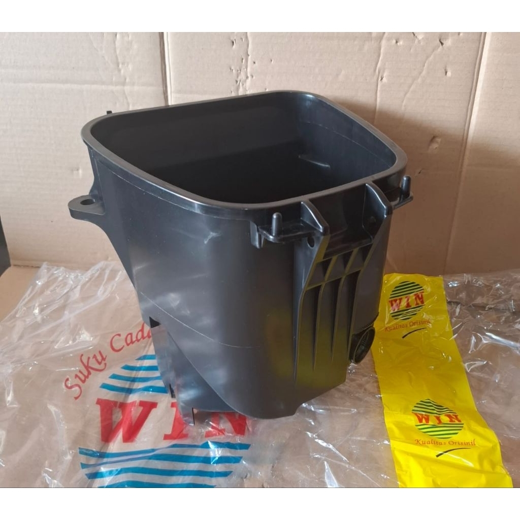 LUGGAGE BOX ภายใต้ที่นั่ง SUPRA X 125 F1 2014 2015 2016 2017 WIN BRAND