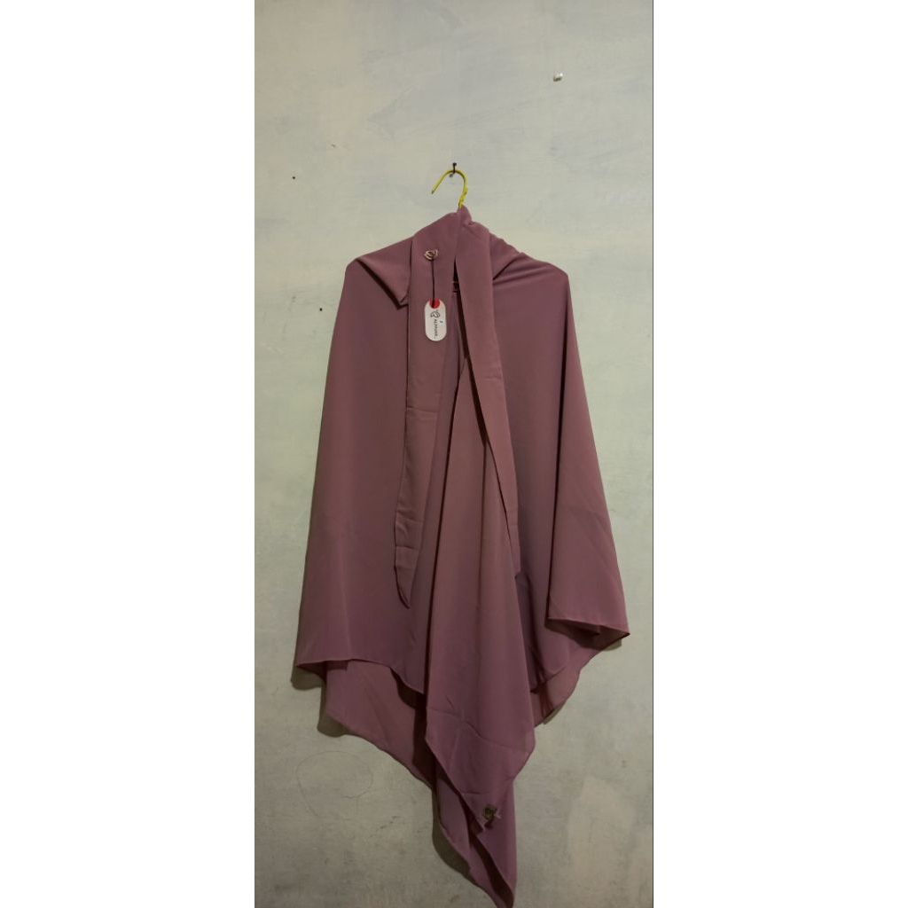 Square Bandana Ceruti Zyza Alfajar Material