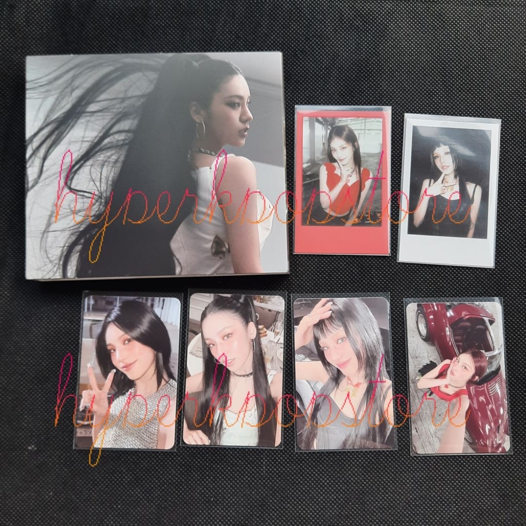 ITZY YEJI AIR Special Ver. อัลบั้ม & โฟโต้การ์ด (แกะซีล)