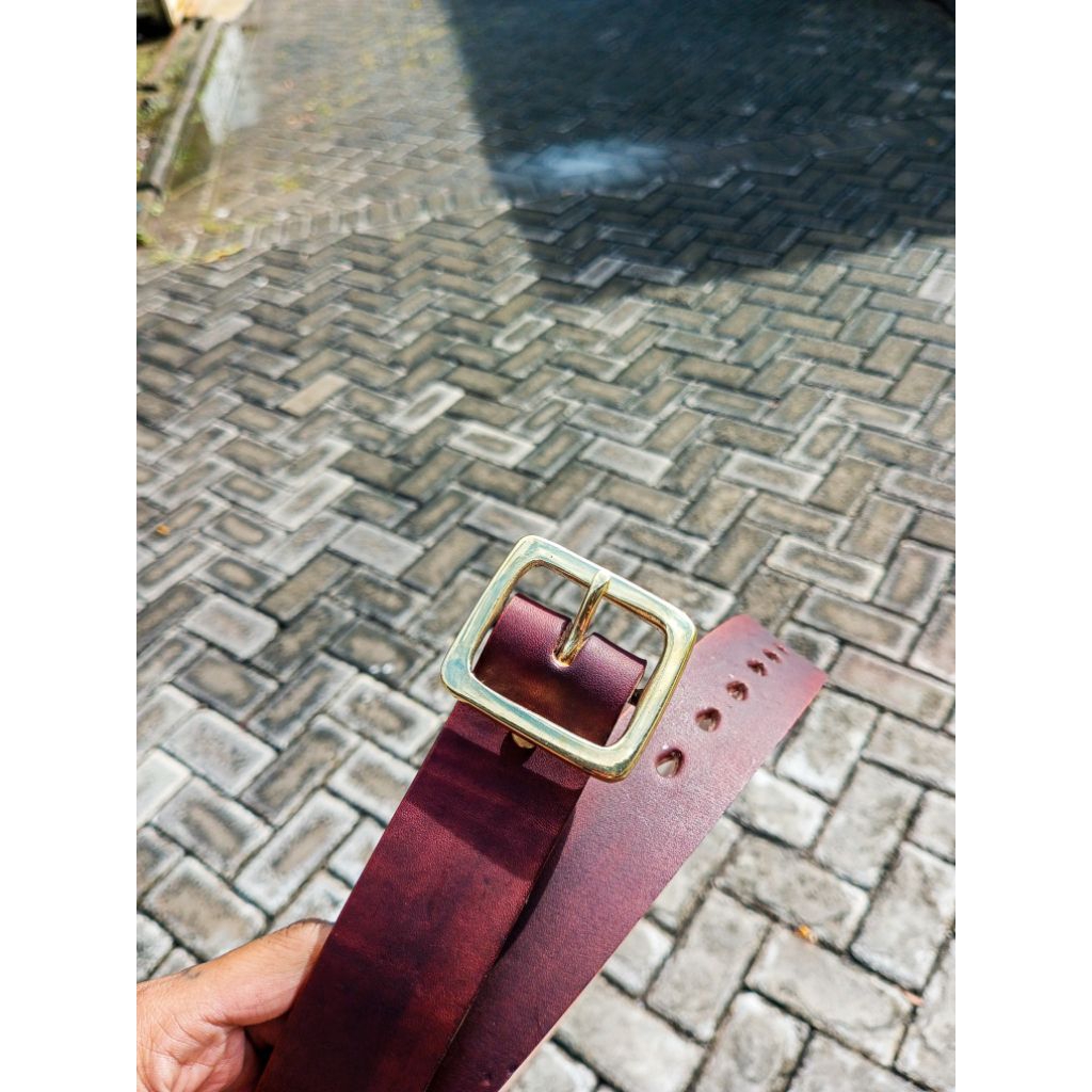 กระเป๋าสตางค์เข็มขัดหนังแท้ DEFECTED