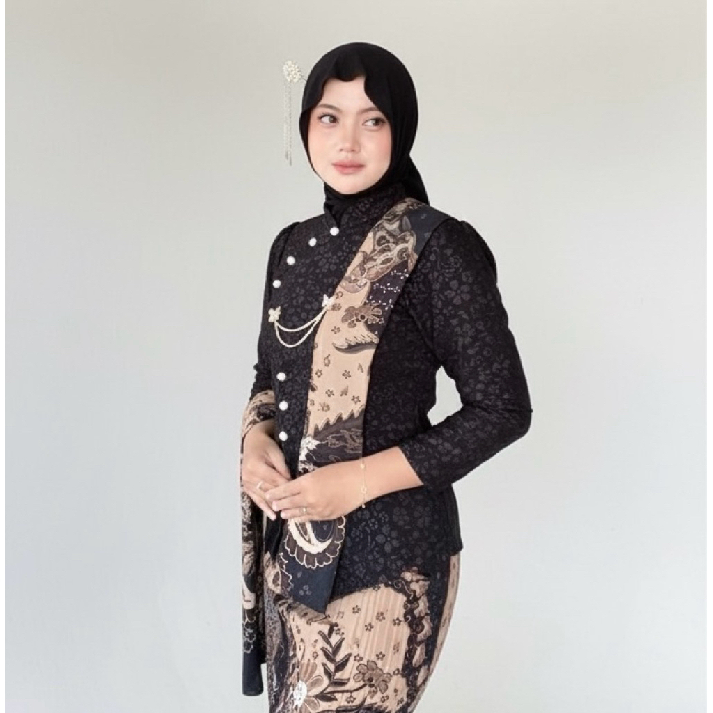 JANGKGAN JAGUAR CHILDRENS KEBAYA SET, นูนชวาสมัยใหม่, อิคาทายะฮาจากัวร์ฟลอรา | ถังบายารับปริญญา | Ke