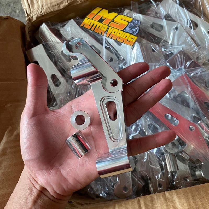 Monoblock Caliper Bracket Pict 100 Ninja Rr R Ss Gp4 M4 M7 Twin Africa Disk 300Mm 320Mm