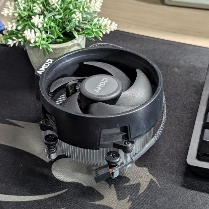 AMD Wrait Stealth Stock คูลเลอร์ซ็อกเก็ตโปรเซสเซอร์ AMD Ryzen AM4 AM5