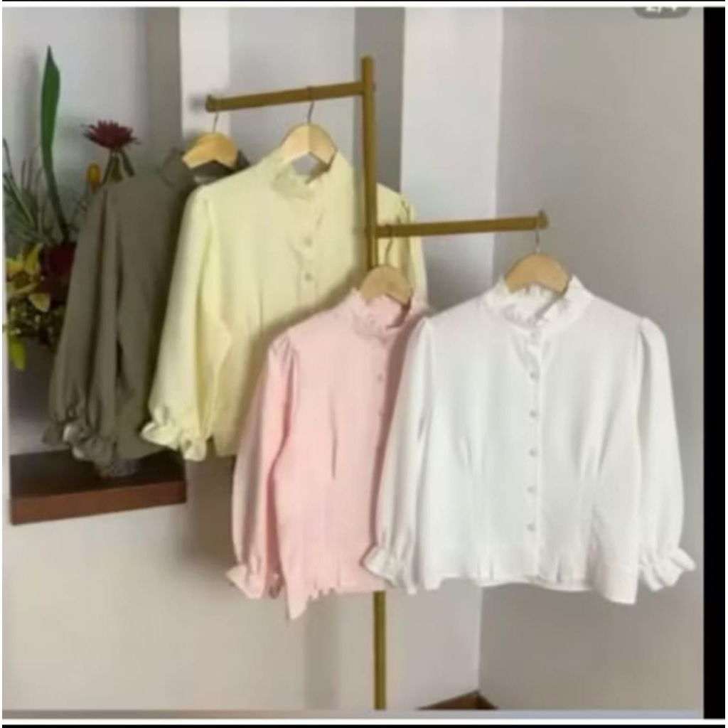 KYREN ผู้หญิง BLOUSE พร้อมปกจับจีบ แขนบอลลูน