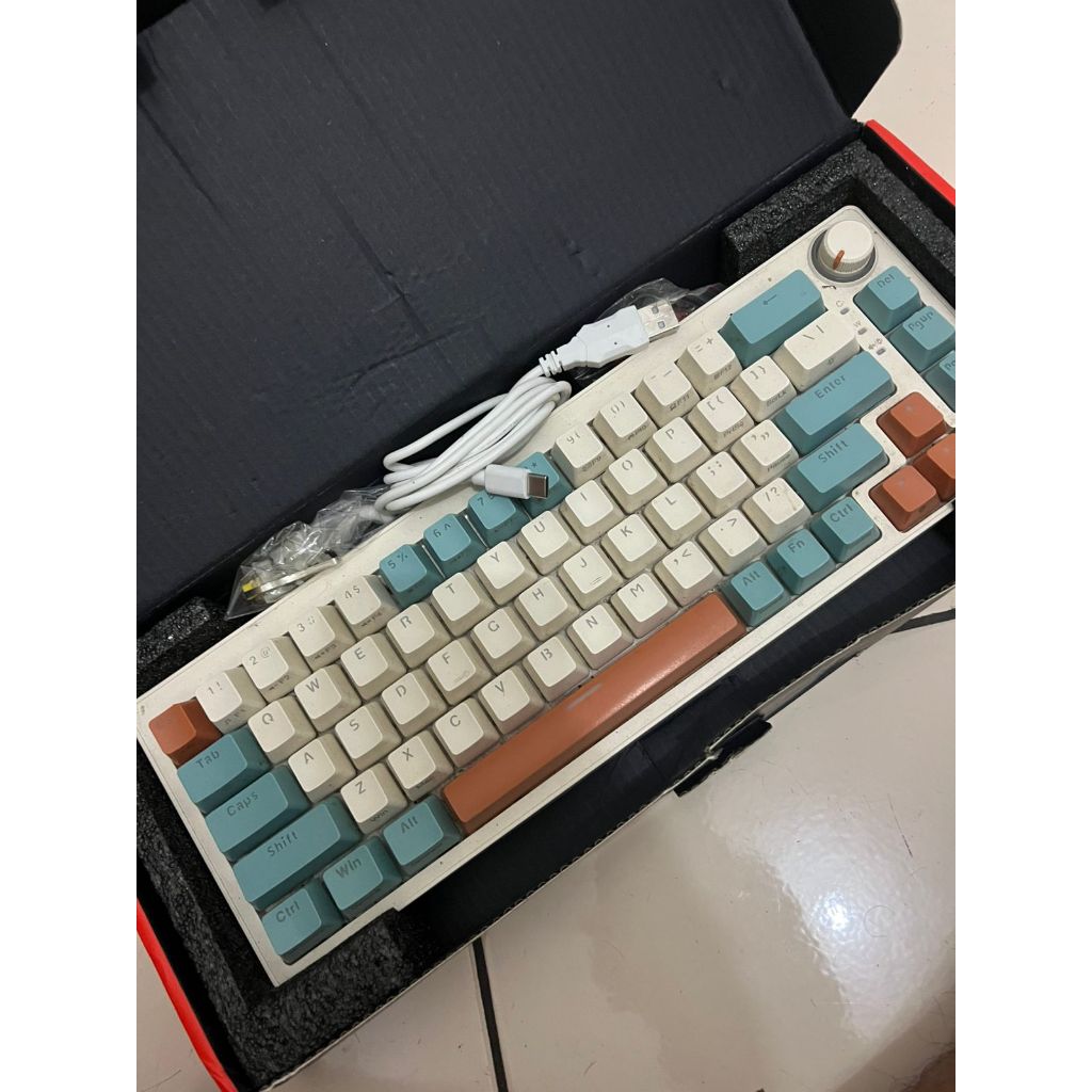 คีย์บอร์ดเชิงกล zifriend za68 มือสอง