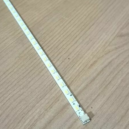 ไฟ LED TV 24.32 นิ้ว