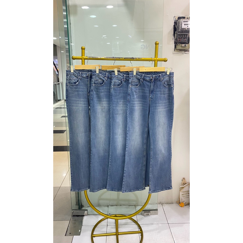 Elis Cutbray********