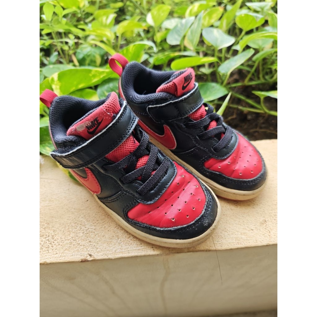 Nike kids preloved us 9C