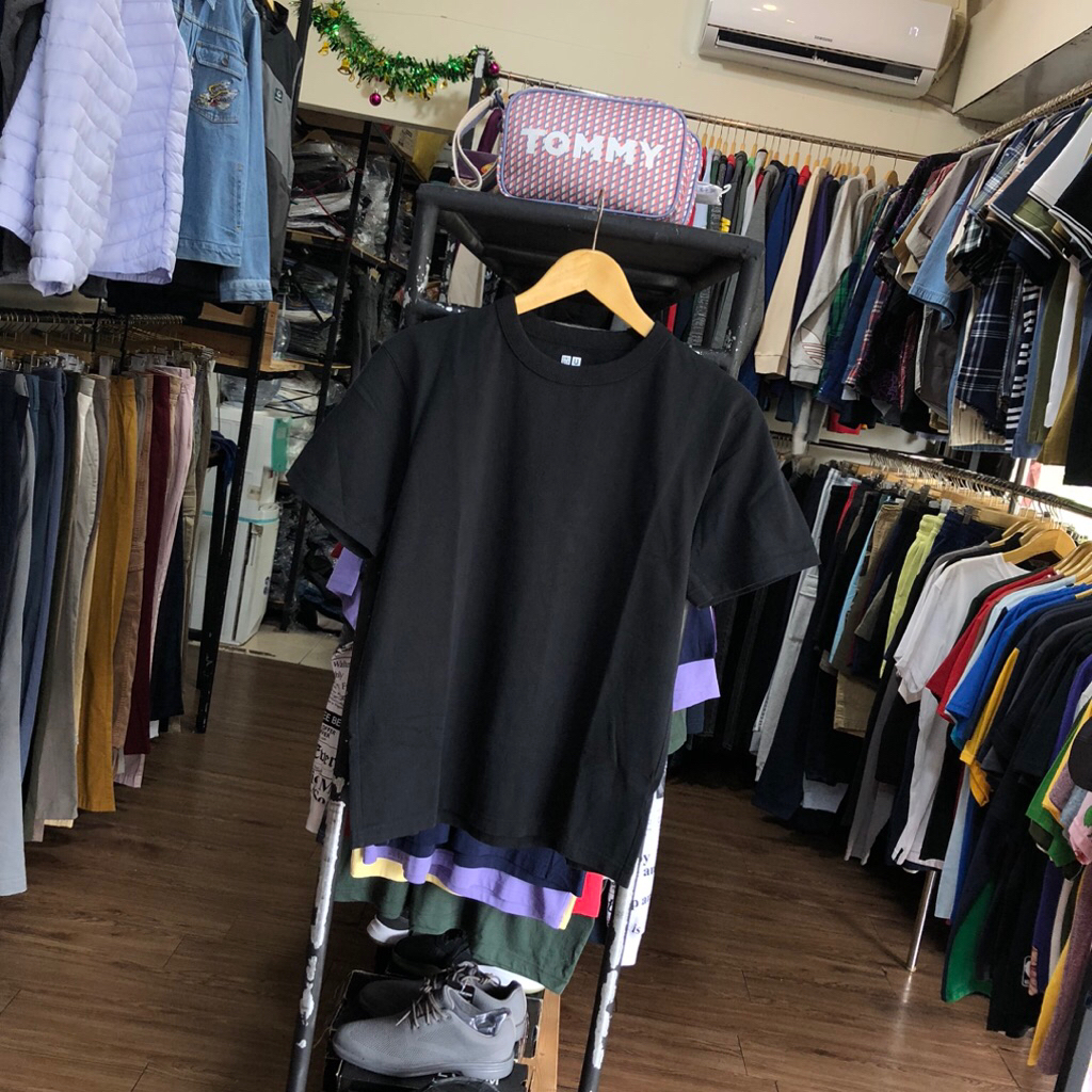 เสื้อยืด UNIQUE BASIC