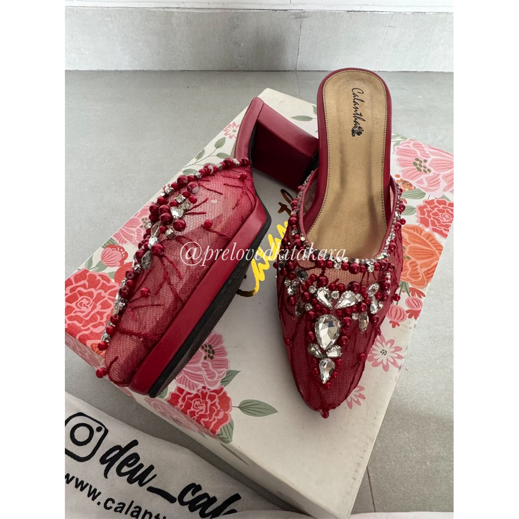 Preloved Wedding Shoes - สีแดง