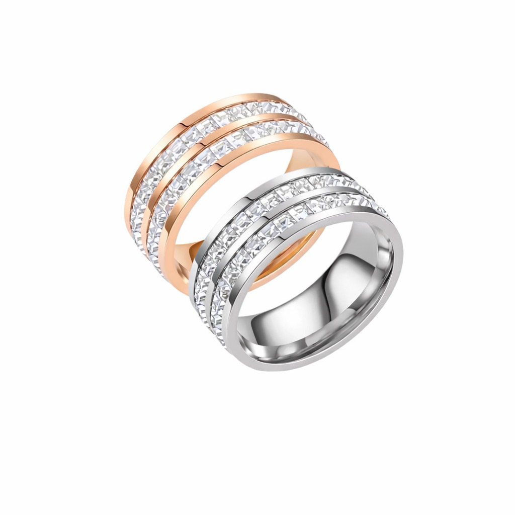 แหวนไทเทเนียมคริสตัล Triple Line พรีเมี่ยม C11123-O