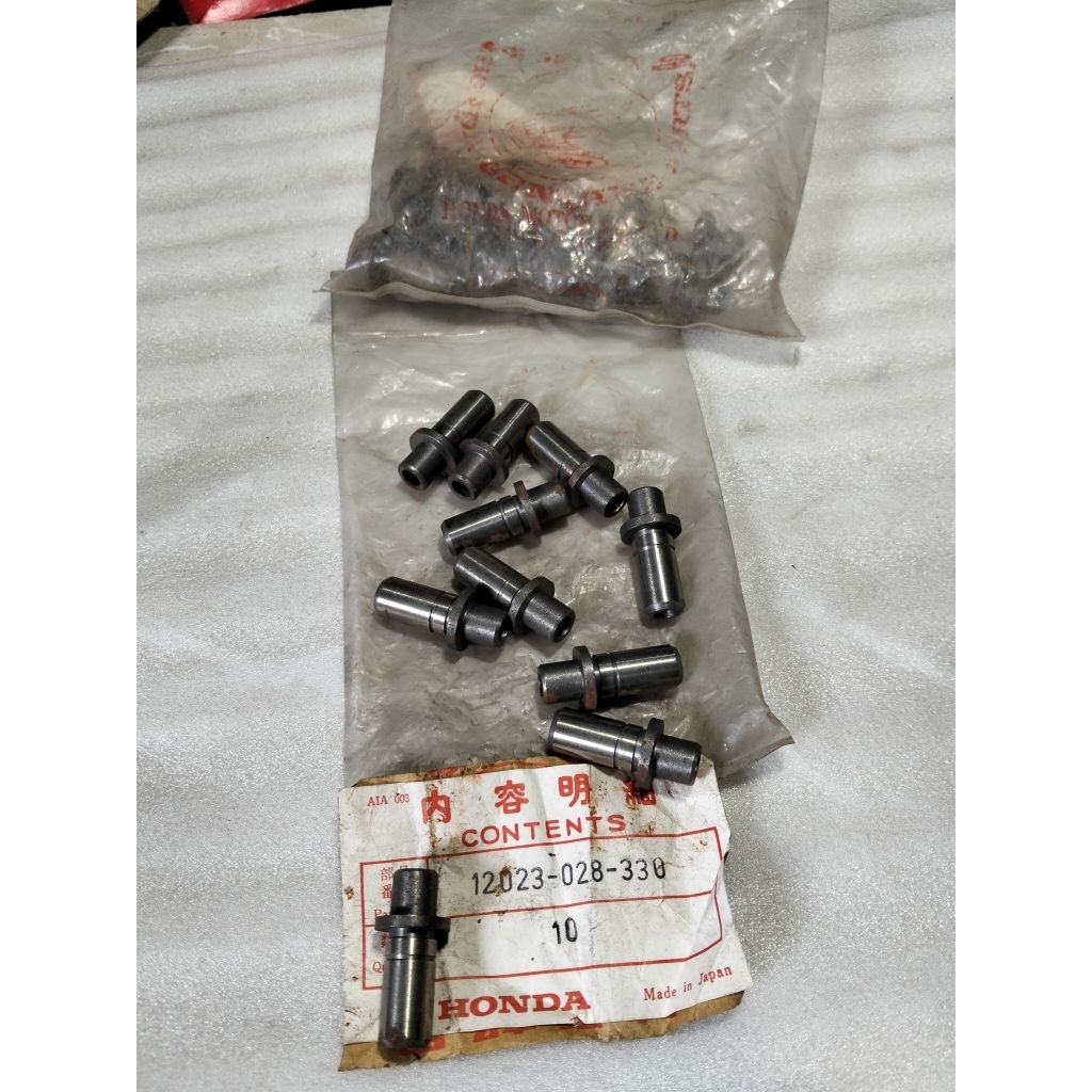 วาล์ว boss s90 S 90 Bosh Valve boss Valve Honda S90 S 90Z S 90 Z s90z original Made in Japan