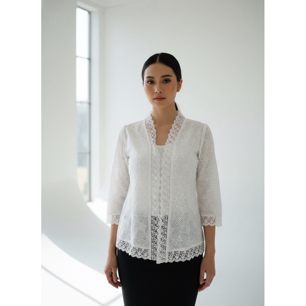 KATUN Naura Long Blouse | Nusant Blouse Raya Lebara 2026 ผ้าฝ้ายปักผู้หญิง