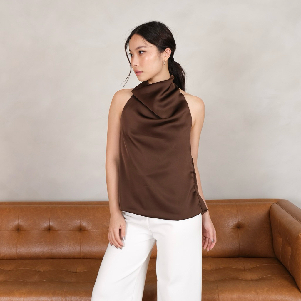 BAECHIC.CO - เสื้อผ้าซาติน Ophelia | เสื้อท็อปเสื้อเบลาส์ผ้าซาตินสําหรับผู้หญิง | เสื้อคล้องคอผ้าซาต