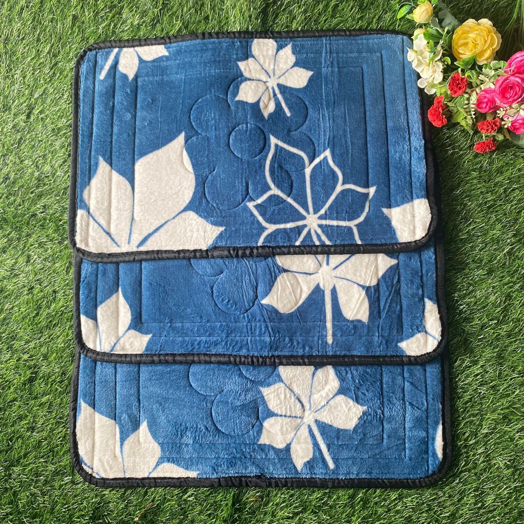 Vallery Quincy พรมปูพื้นมาเลเซียพร้อมลายปักนูน 3D กันลื่น 60x40 ซม.