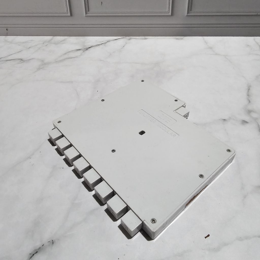 ODP CA SOLID ORIGINAL 1:8 SPLITER CASE