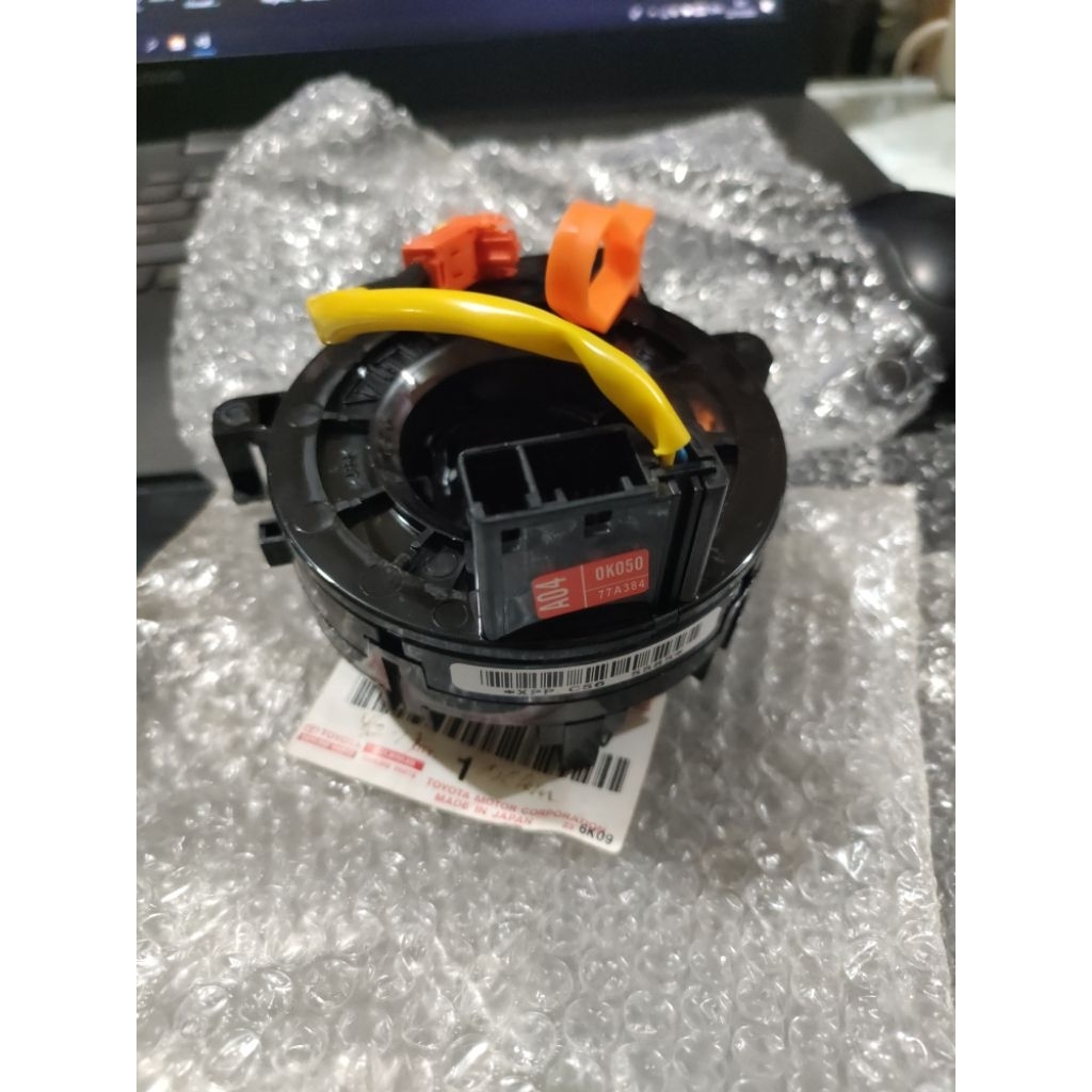 พวงมาลัยถุงลมเกลียว Innova Fortuner Yaris 84306-0k050