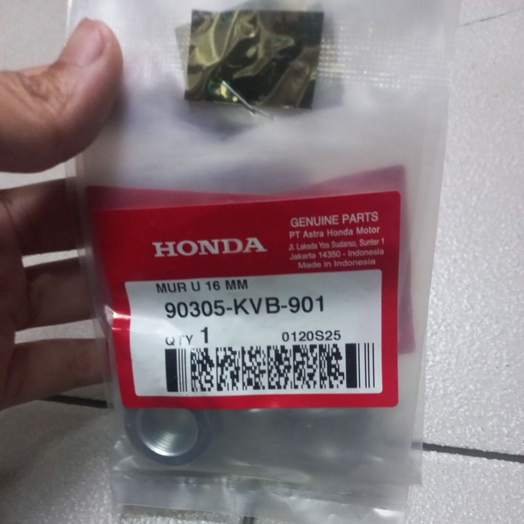 90305KVB901 – REAR WHEEL NUT, SWING ARM NUT, 16MM U NUT ADV, BEAT, GENIO, PCX, SCOOPY, VARIO ORIGINA