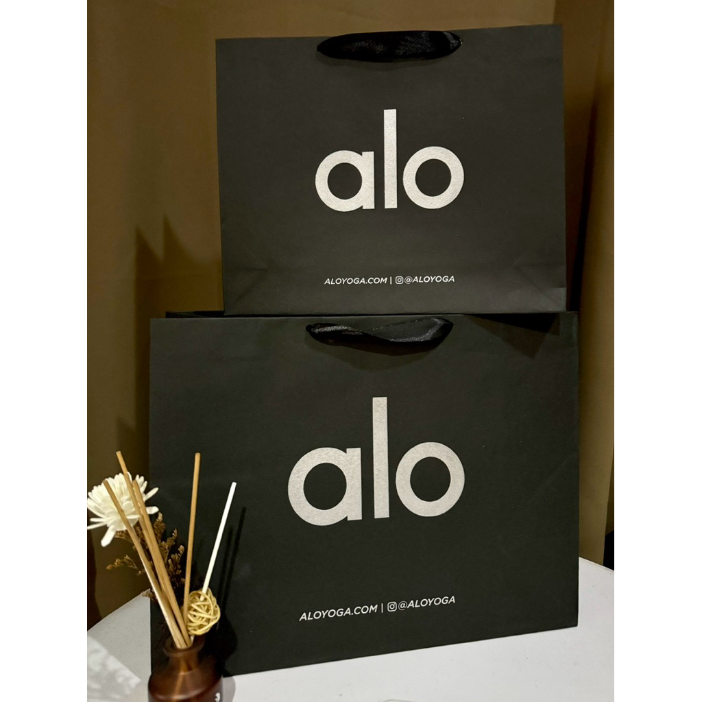 Alo Black Paper Bag กระดาษห่อของขวัญ