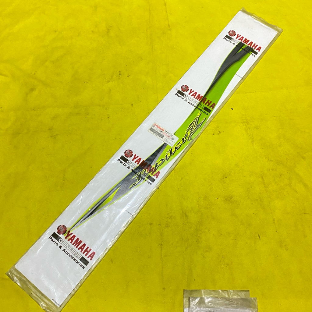 HIJAU Yamaha jupiter Z 2010 สีเขียว YGP 31B-F173F-50 ด้านหลังขวาสติกเกอร์แถบ