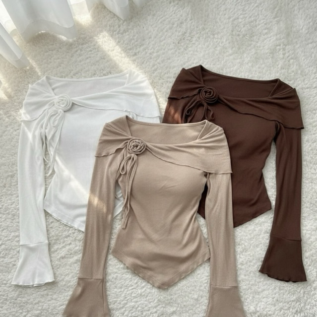 Jema Flower Top Knit Coquette Womens Top