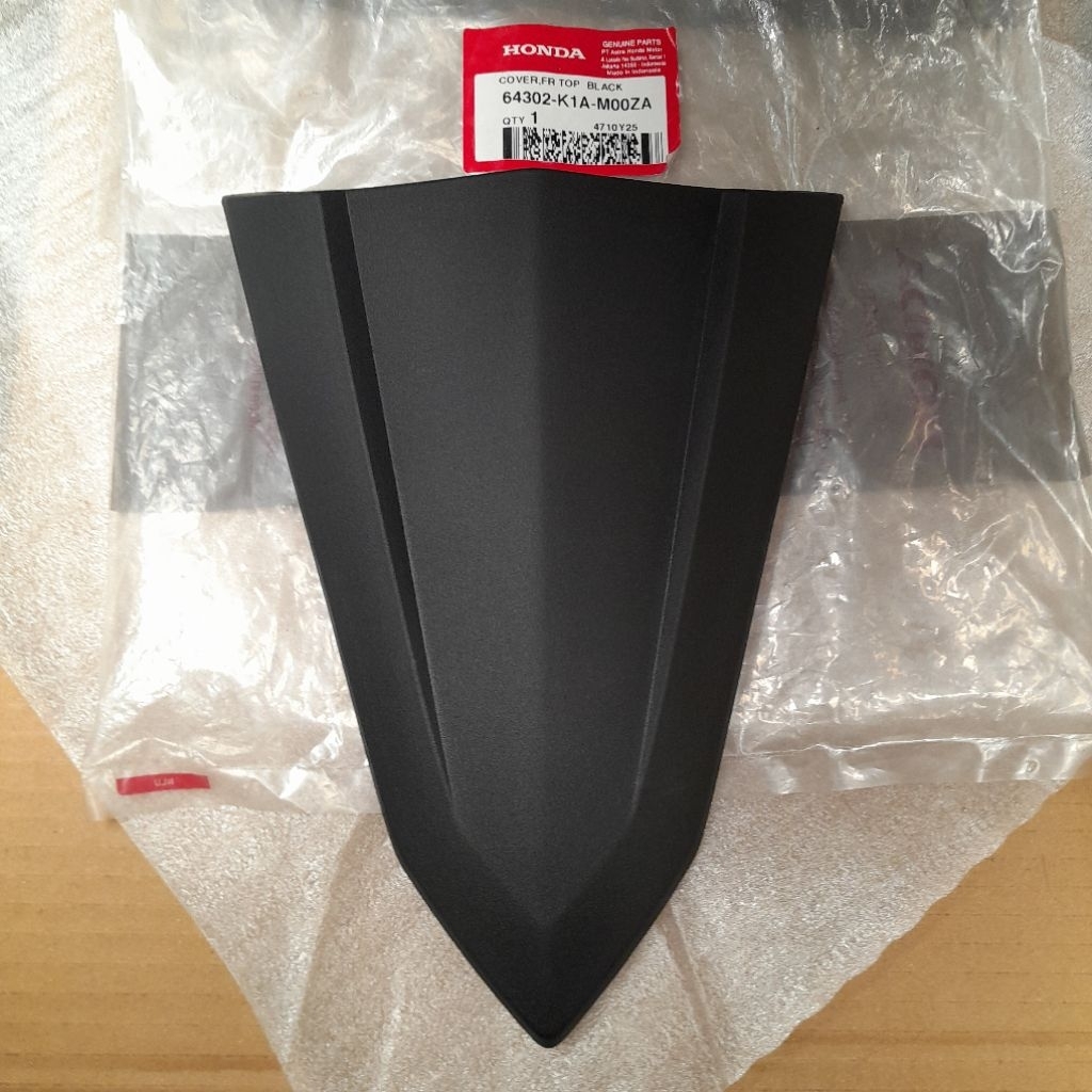 64302-K1A-M00ZA Small Tie Front Plate Holder Small Shield Honda Beat LED Beat Street K1A 2020-2023 O