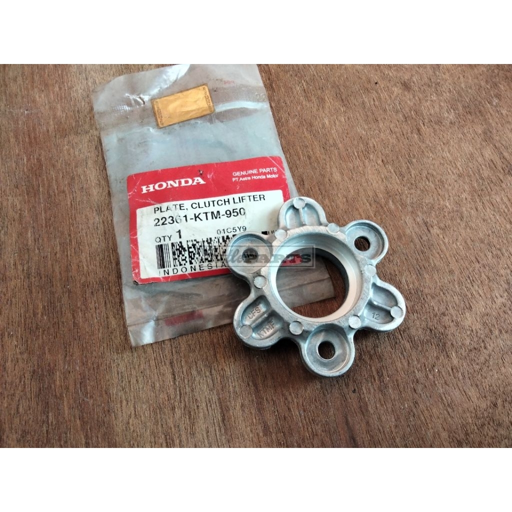 22361 KTM 950 มือคลัทช์แผ่นแบริ่งผู้ถือคลัทช์ที่อยู่อาศัยแผ่นคลัทช์ตัวยก honda supra x 125 เก่า supr