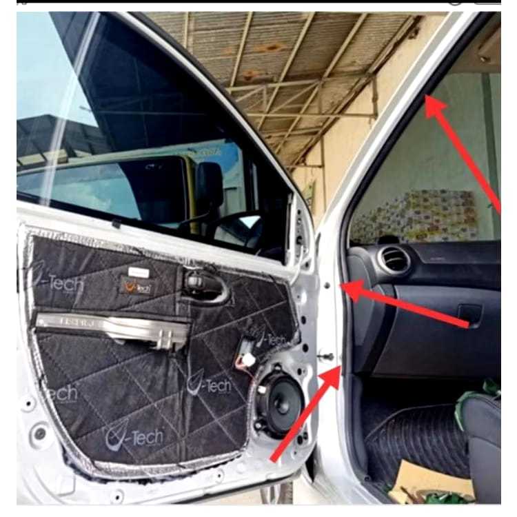 MITSUBISHI XPANDER ประตู BODY BALLOON RUBBER TRUNK ยาง