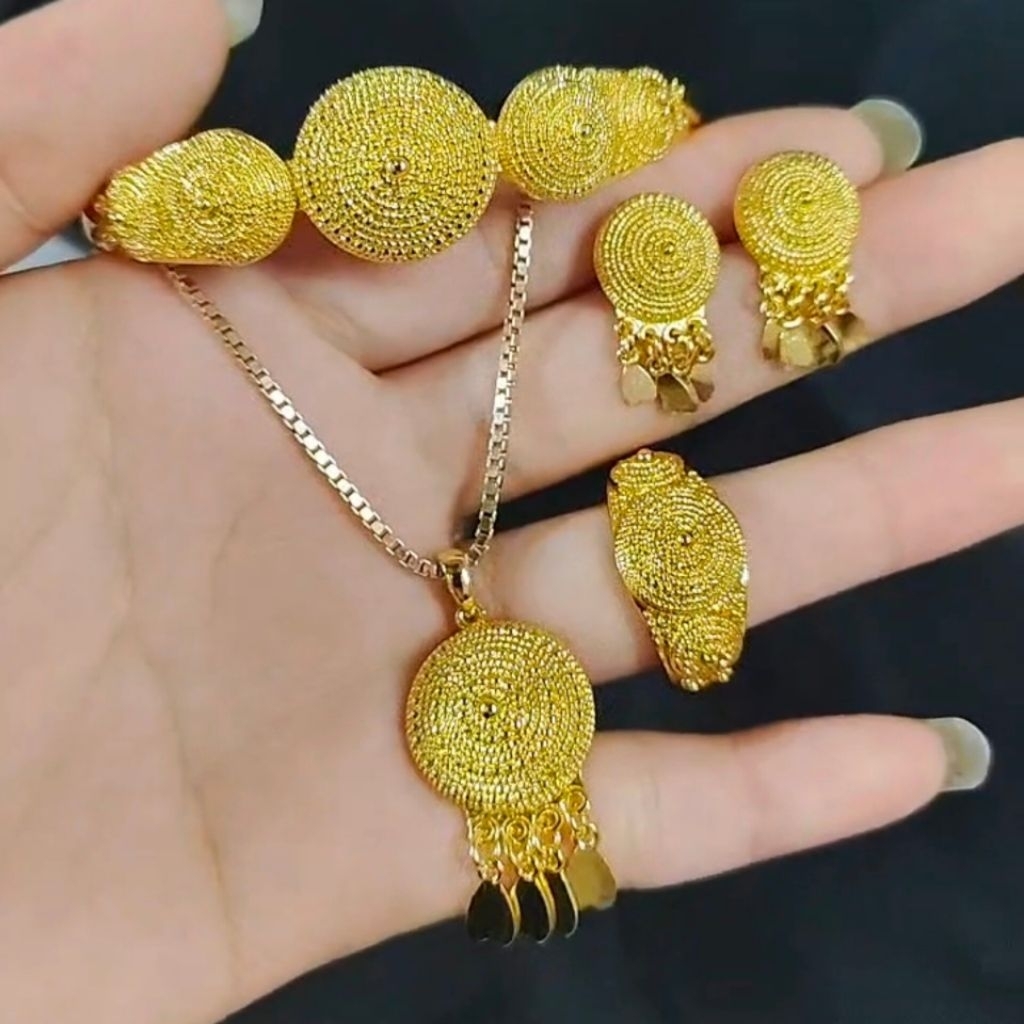 Xuping88 Borobudur Gold 24k Gold LM ชุดเครื่องประดับปาร์ตี้ผู้หญิง