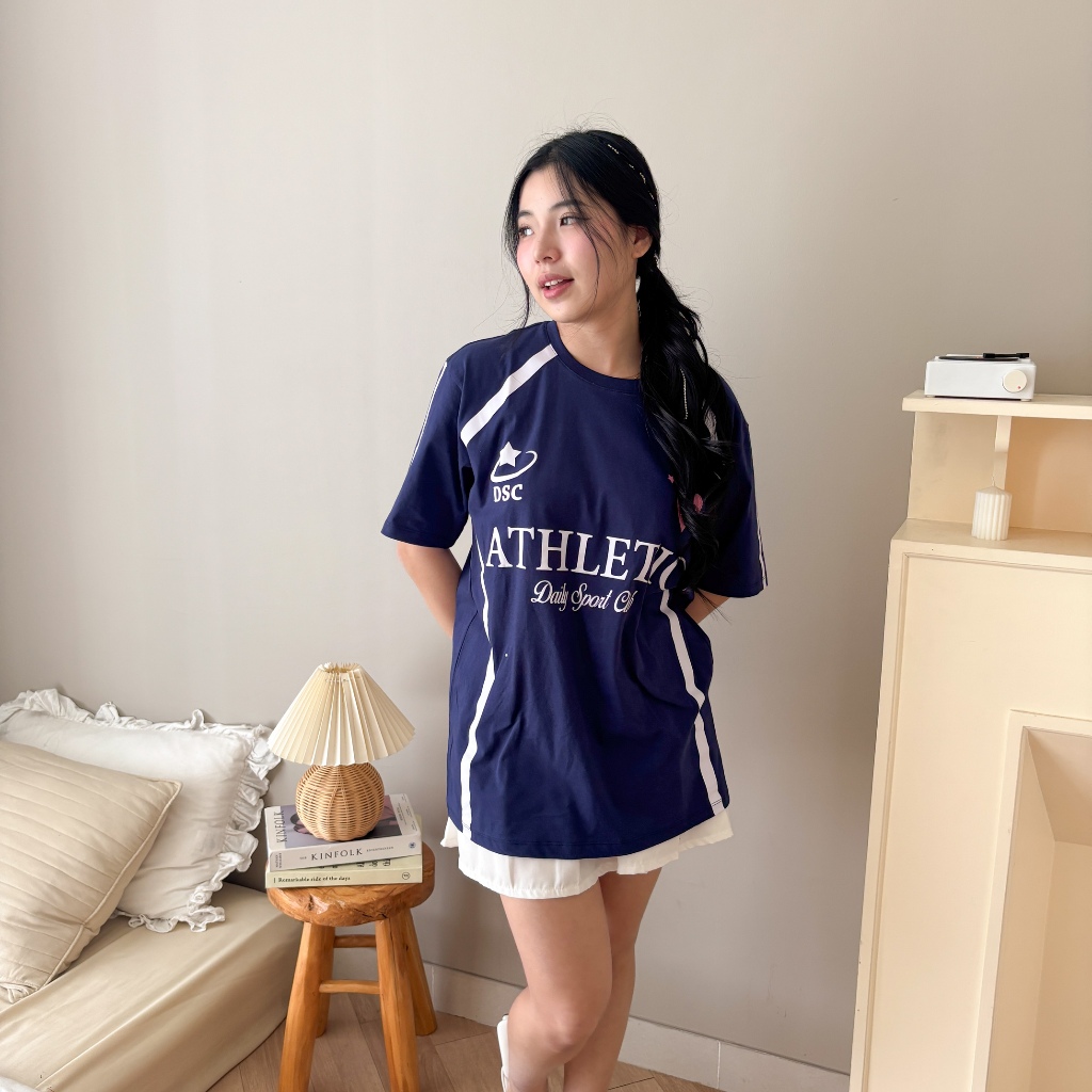 Athletic Oversize T-shirt เสื้อยืดแขนสั้นผู้หญิงจัมโบ้ - Relaxar